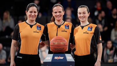 Γράφτηκε ιστορία στη Γερμανία: Γυναικεία διαιτητική τριάδα σε αγώνα μπάσκετ ανδρών, για πρώτη φορά στην Ευρώπη!