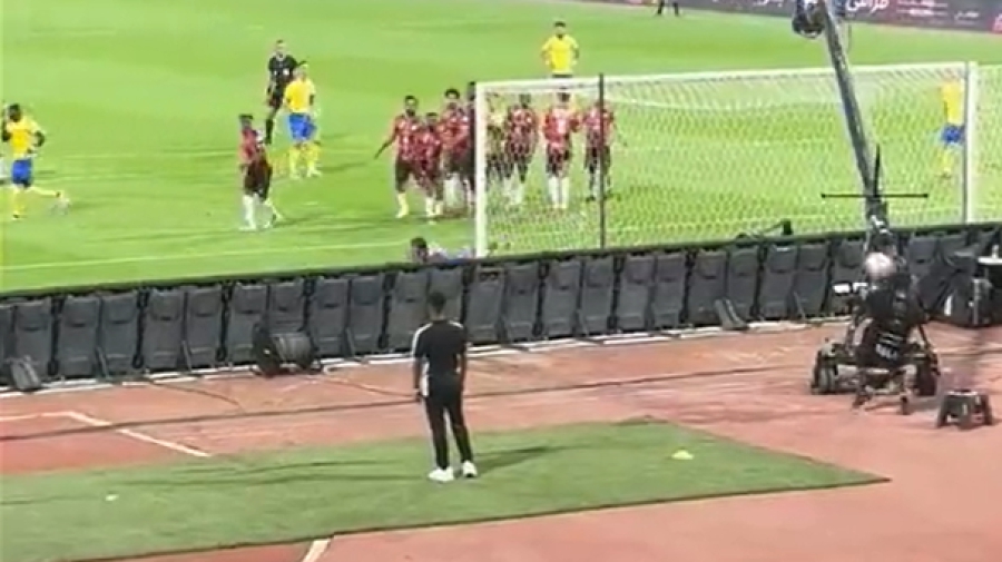 Κριστιάνο Ρονάλντο: Σημάδευε το «Γ», πέτυχε και.. ζάλισε τον εικονολήπτη (video)