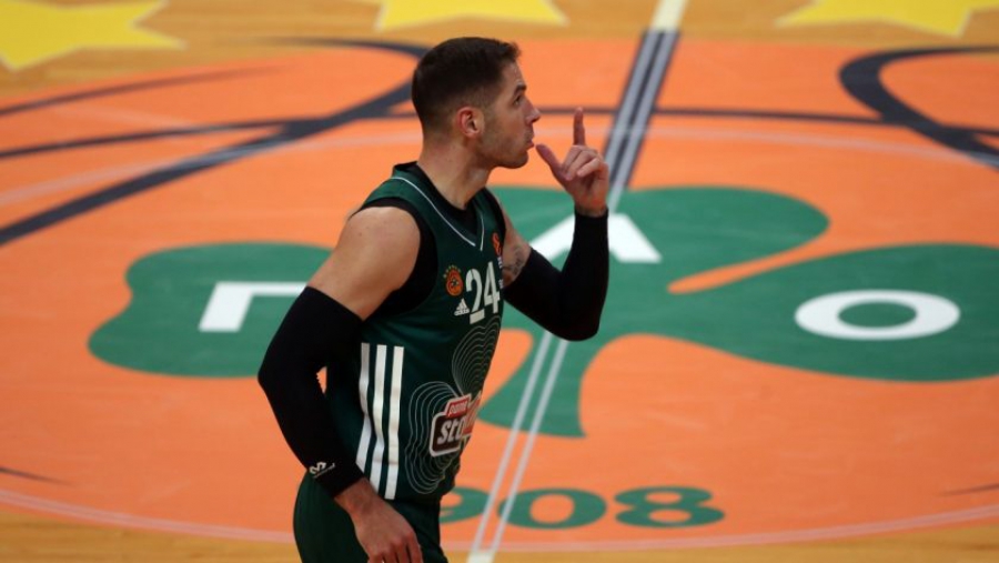 Παναθηναϊκός: Τρεις εβδομάδες έξω ο Γιόβιτς