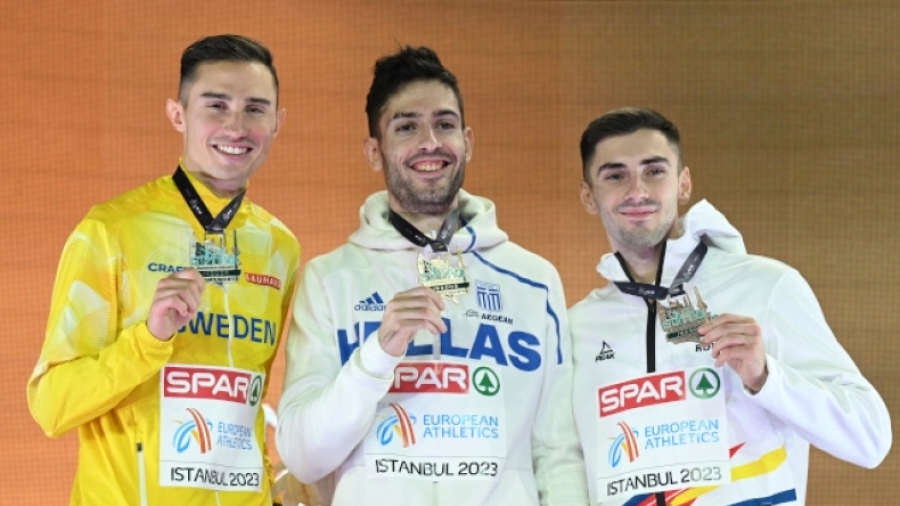 Τεντόγλου: Ανέβηκε στο υψηλότερο σκαλί του βάθρου με υπόκλιση! (video)