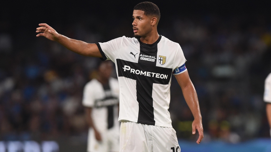 «Κοντά στην απόκτηση του Σομ βρίσκεται η ΑΕΚ!»