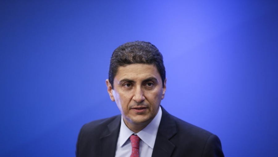 Αυγενάκης: Συνεχάρη τη διευθύντρια του 18ου Δημοτικού Σχολείου Καλαμαριάς για τη δράση «Εσύ τι ομάδα είσαι;»