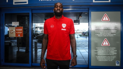 Η πρώτη συνέντευξη του νέου άσου του Ολυμπιακού, Κούινσι Έισι αποκλειστικά στo «PICK N ROLL» της COSMOTE TV