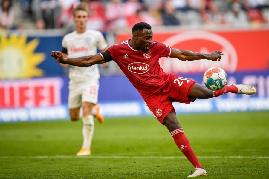 Έλειψε από την προπόνηση της Φορτούνα ο Νάρεϊ - Μέχρι την Παρασκευή στη Θεσσαλονίκη!