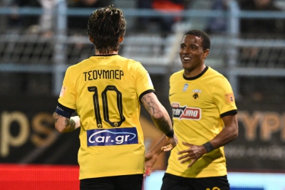 Λαμία – ΑΕΚ 0-2: Ο Πινέδα κάνει τα… πάντα και ο Ελίασον ολοκληρώνει ιδανικά την αντεπίθεση (video)