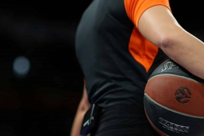 Euroleague: Ανακοινώθηκαν οι διαιτητές στο Φενέρμπαχτσε - Ολυμπιακός