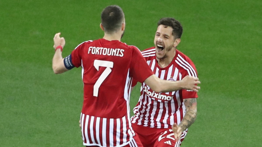 Ολυμπιακός – Φενέρμπαχτσε 2-0: «Μαγική» πάσα του Φορτούνη, γκολ ο Γιόβετιτς και… φωτιά στον Πειραιά (video)