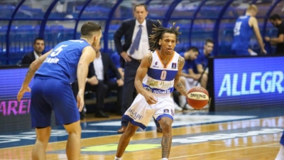 Ντάρον Ράσελ: Ο ρούκι της Μόρναρ, που έχει βάλει 88 πόντους σε δύο ματς (video)