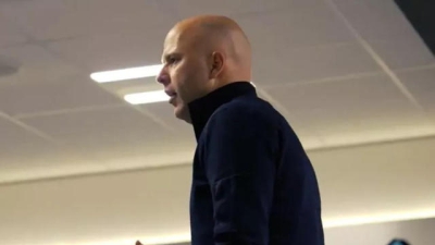 Πειθαρχία στα αποδυτήρια, μιλάει μόνο αυτός: Τα 77 δευτερόλεπτα του Σλοτ που… επηρέασαν τον κόσμο της Λίβερπουλ! (video)