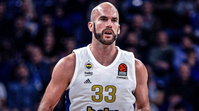 Η τριποντάρα του Καλάθη που «αποτέλειωσε» την Εφές! (video)