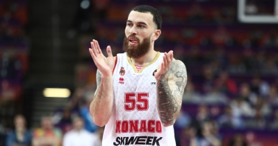 Ο Μάικ Τζέιμς θέλει μόνο… νίκες: «Πάω για ένα τριετές συμβόλαιο και μια ευκαιρία να κερδίζω!»