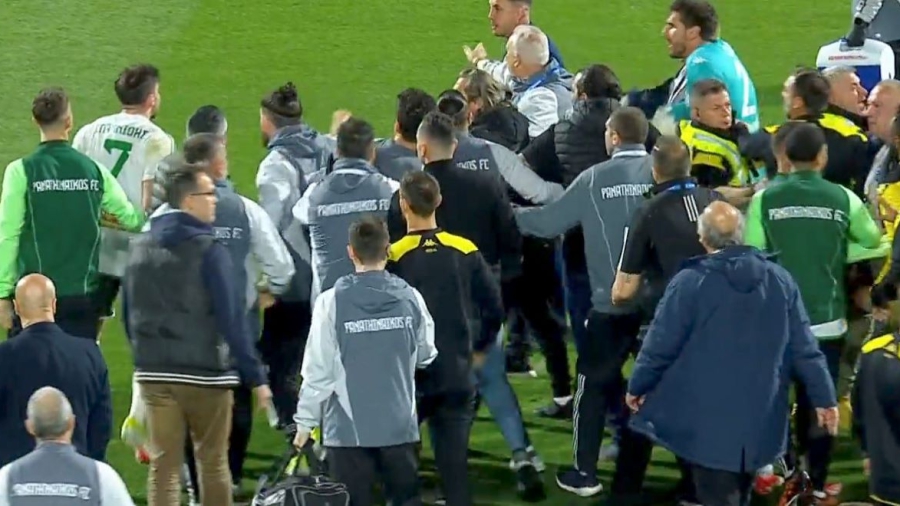 «Πυρ και μανία» ο Ιωαννίδης: Ένταση λίγο πριν το ημίχρονο στο Άρης – Παναθηναϊκός!