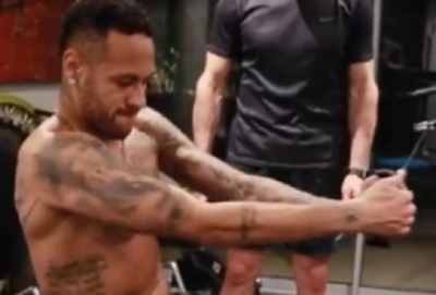 Παρί Σεν Ζερμέν: Λιώνει στο γυμναστήριο ο Νεϊμάρ για να επιστρέψει πιο δυνατός (video)