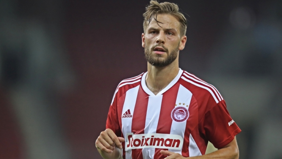 Φιλίπ Ζίνκερναγκελ: Δυόμιση μήνες απόσταση από το «δεκάρι» της ομάδας στο αντίο! (video)