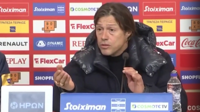 Ένταση μετά από ερώτηση στον Αλμέιδα, τι απάντησε και η αναφορά σε «βρισιές»! (video)