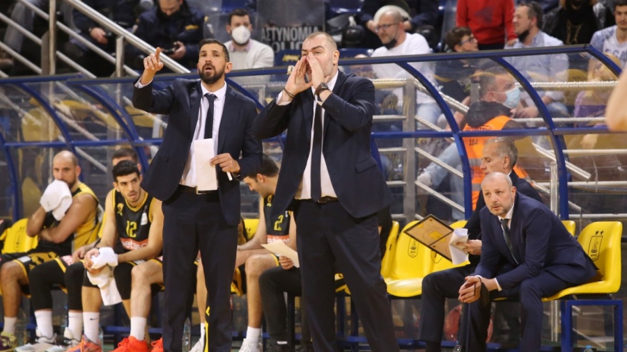 Δέδας: «Αχαριστία να βρίζουν το σπίτι μου κάποιοι φίλαθλοι»