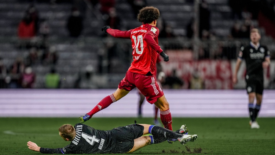 Μπάγερν Μονάχου – Αρμίνια Μπίλεφελντ 1-0: Λύτρωσε τους Βαυαρούς ο Σανέ και τους επανέφερε στην κορυφή!