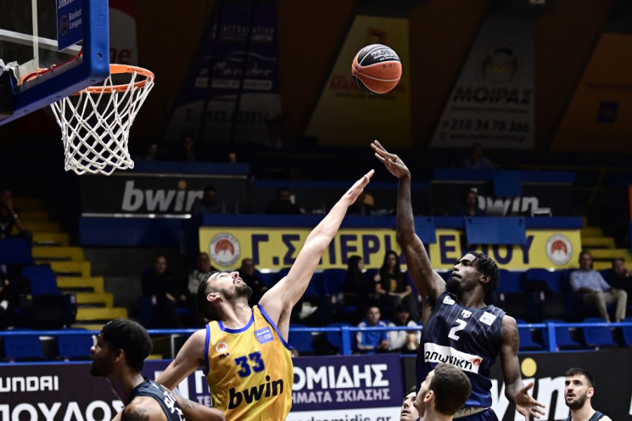 Περιστέρι – Καρδίτσα 77-48: Η ομάδα του Σπανούλη επέστρεψε με… θόρυβο! (video)