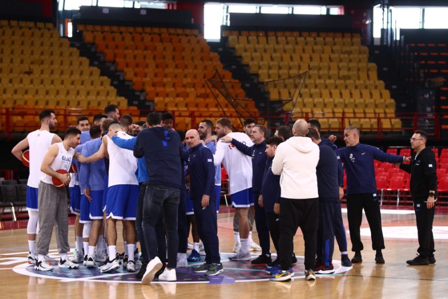 «Παράνοια» για ένα εισιτήριο: Πάει για sold out η Εθνική!