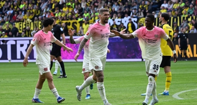 Με άδεια χέρια πάλι: Ήττα - «λευκή πετσέτα» η Ντόρτμουντ - Τρίποντο τίτλου η Μπάγερν, λόγω... Μπάγερ!