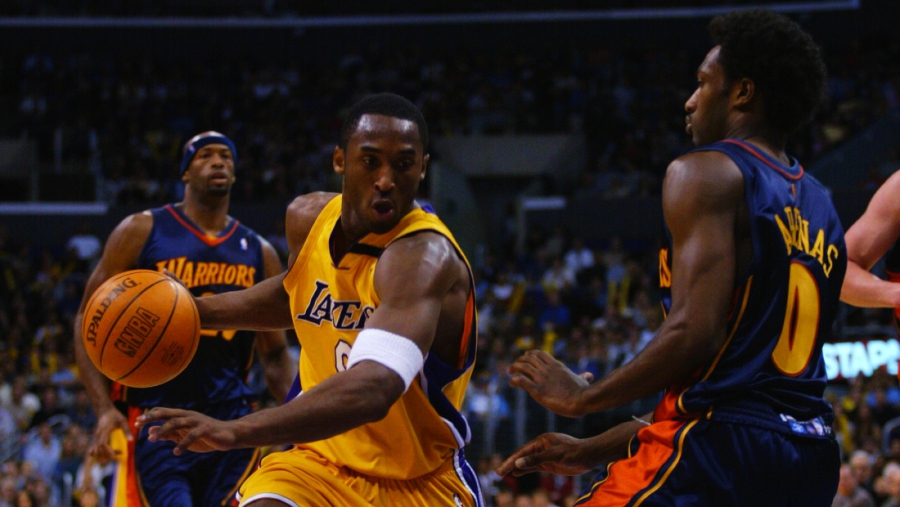 Όταν ο Κόμπι νίκησε τους Γουόριορς με σπασμένο δόντι! (video)