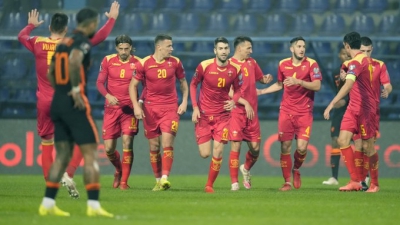 Μαυροβούνιο – Ολλανδία 2-2: «Αυτοχειρία» στο φινάλε για τους οράνιε! (video)