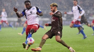 Το Αμβούργο «φλέγεται» αλλά η ισοπαλία στο Pamestoixima δεν αλλάζει