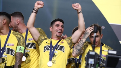 Μάνταλος: «Κάτι μου λέει πως θα κλείσω την καριέρα μου στην ΑΕΚ» (video)