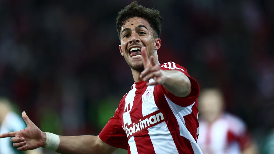 Ολυμπιακός: «Έρχεται νέα προσφορά για τον Κωστούλα από τη Μπράιτον» (pic)