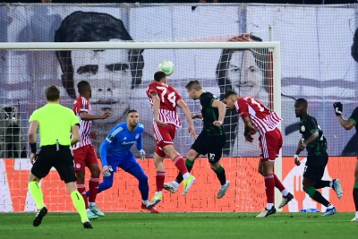 Ολυμπιακός – Φερεντσβάρος 0-0: «Πάγωσε» το Καραϊσκάκης η κεφαλιά… οβίδα του Βάργκας που ακυρώθηκε (video)