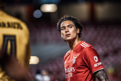 Στο «κόλπο» για Νούνιες και η Μίλαν – Το ποσό που ζητάει η Μπενφίκα