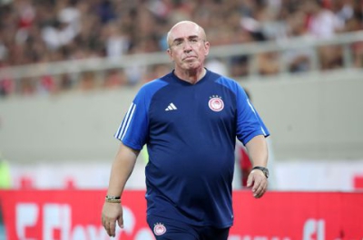 Θέος: «Δεν απολύθηκα από τον Ολυμπιακό – Ο κ. Μαρινάκης απέδειξε την ποιότητα του χαρακτήρα του»