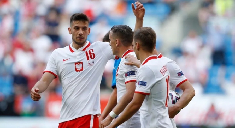 Η Πολωνία ταξίδεψε για το Κατάρ, με τη συνοδεία της πολεμικής της αεροπορίας! (vid)