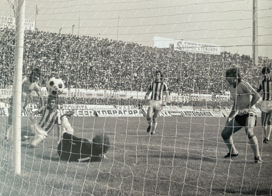 Η μέρα που η ΑΕΚ του Λουκά Μπάρλου απογειώθηκε με το 6-1 επί του Ολυμπιακού (video)