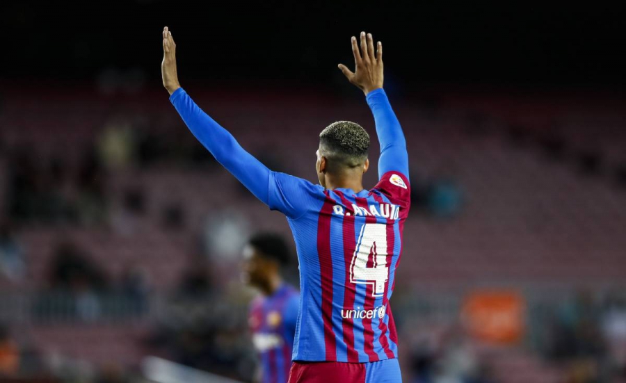 Μπαρτσελόνα: Προς ανανέωση με Αραούχο