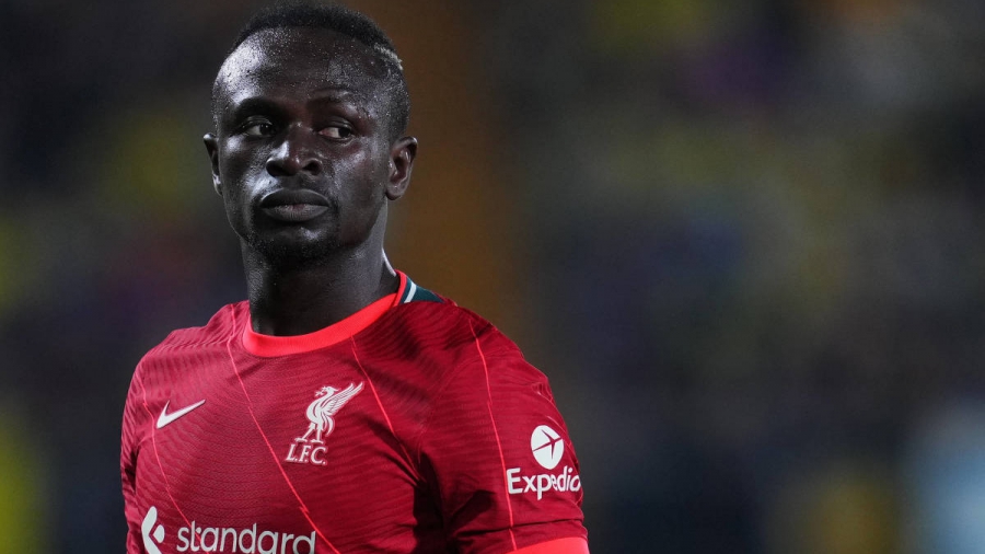 Μπαρτσελόνα: Εξετάζει την περίπτωση του Σαντιό Μανέ