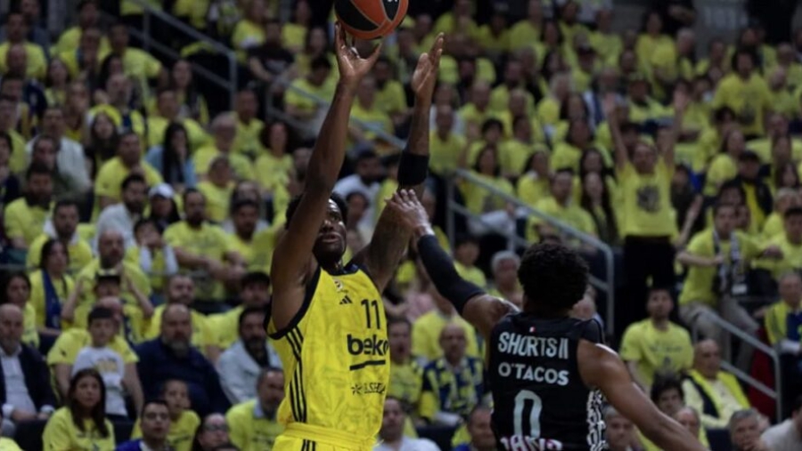 Το έβλεπε… βαρέλι με «καυτό» Μπιμπέροβιτς και έκανε το 2-0 η Φενέρ!