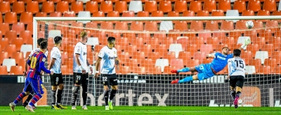 Ο Μέσι κάνει τα σύνθετα να μοιάζουν τόσο απλά (video)