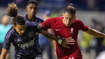 Φιλική «τριάρα» της Λυών στην Λίβερπουλ!