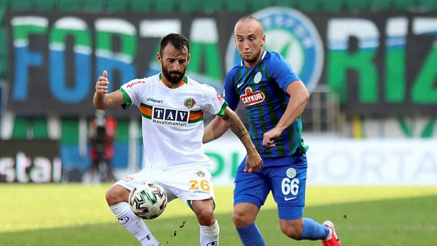 Προβάρει την φανέλα της Τραμπζονσπόρ ο Σιώπης!