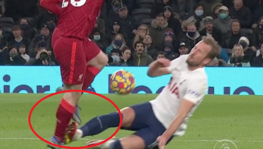 Τότεναμ – Λίβερπουλ: Έξαλλος ο Κλοπ με τον ρέφερι, ο Κέιν το είδε απλά ως «σκληρό τάκλιν»! (video)