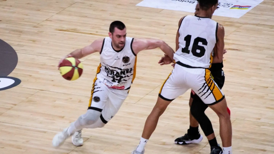 Πρεμιέρα με νίκη για Μάντζαρη στη Βενεζουέλα! (video)