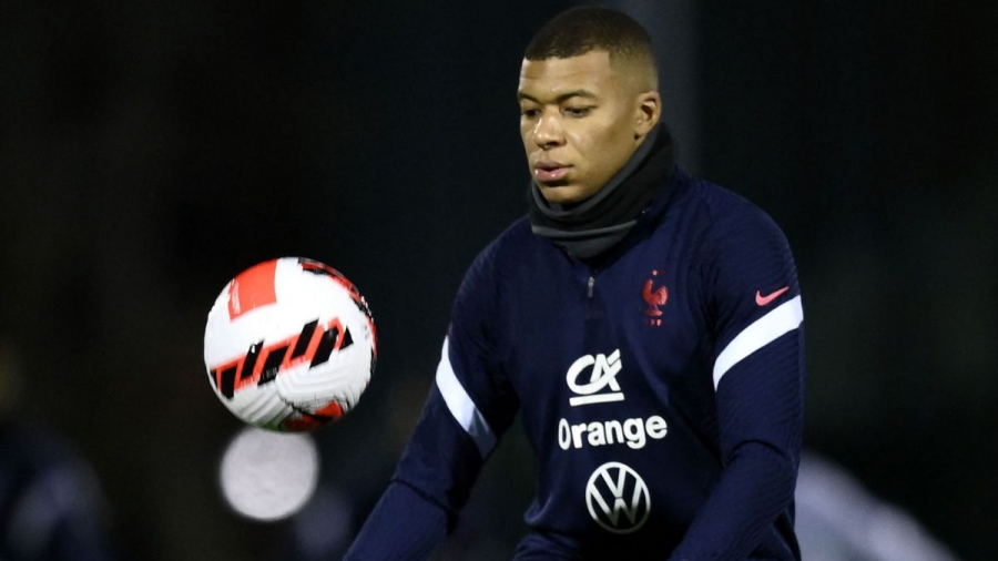 Εθνική Γαλλίας: Η γκολάρα του Εμπαπέ με τακουνάκι στην προπόνηση