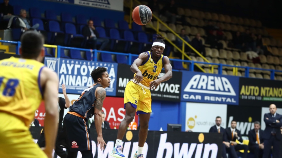 Περιστέρι - Προμηθέας Πάτρας 88-68: 6η συνεχόμενη νίκη με... σεληνιασμένο Ντένμον! (video)