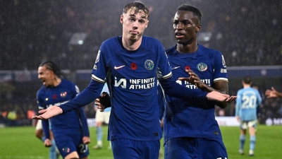 Premier League: Αδιανόητη ανατροπή στο Τσέλσι – Γιουνάιτεντ, με δύο γκολ στο 98’ και το 100’ του Πάλμερ! (video)