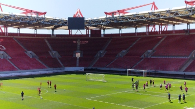 Το BN Sports στην «ανοιχτή» προπόνηση του Ολυμπιακού, εν όψει του ιστορικού τελικού απέναντι στην Φιορεντίνα! (video)