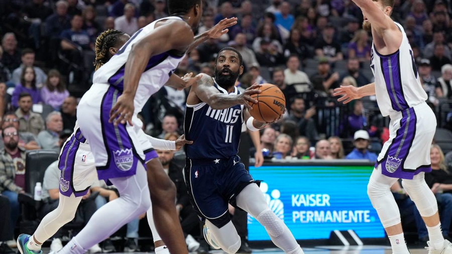 Ντόντσιτς και Ίρβινγκ… λύγισαν τον «τριπλό» Σαμπόνις με clutch Έξουμ! (video)