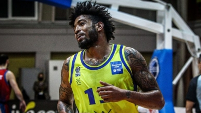 Πήρε και Ντέβιν Ντέιβις το Περιστέρι