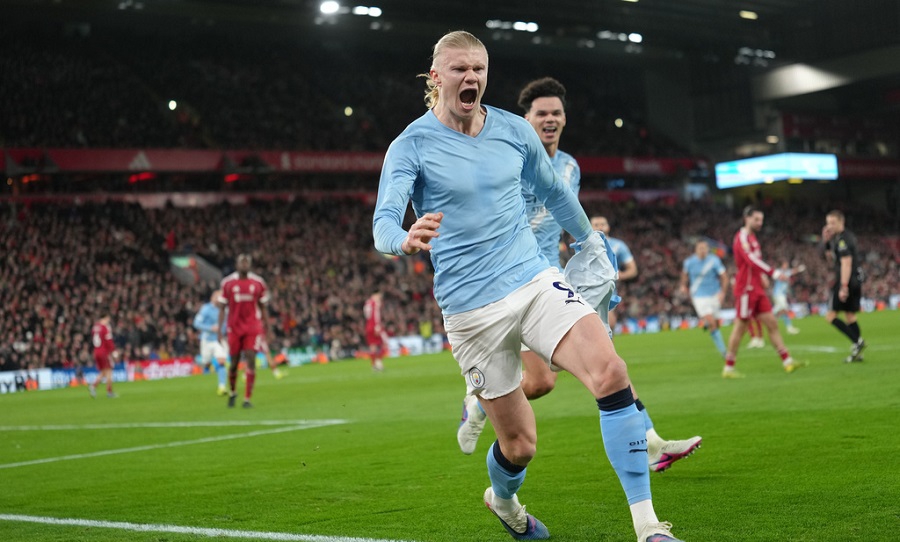 «Μίκελ, όχι ακόμη»: Φοβερό φινάλε στο «Άνφιλντ» - Νικήτρια η Σίτι, στο καναβάτσο η Λίβερπουλ, η κούρσα συνεχίζεται!