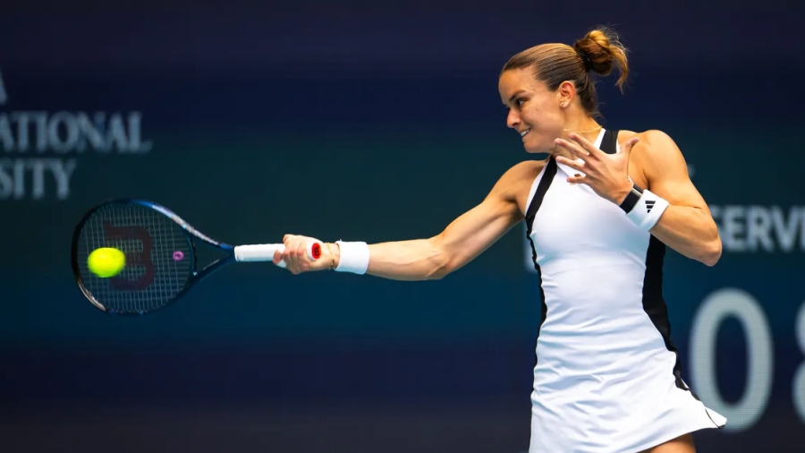 Το πάλεψε μέχρι εκεί που... δεν πάει, αλλά αποκλείστηκε η Σάκκαρη στα προημιτελικά του Μαϊάμι (video)